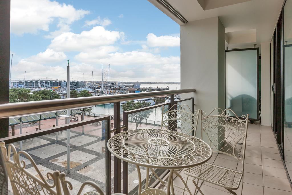 Cbd Viaduct Harbour Resort Окленд Екстер'єр фото