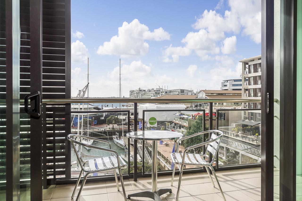 Cbd Viaduct Harbour Resort Окленд Екстер'єр фото